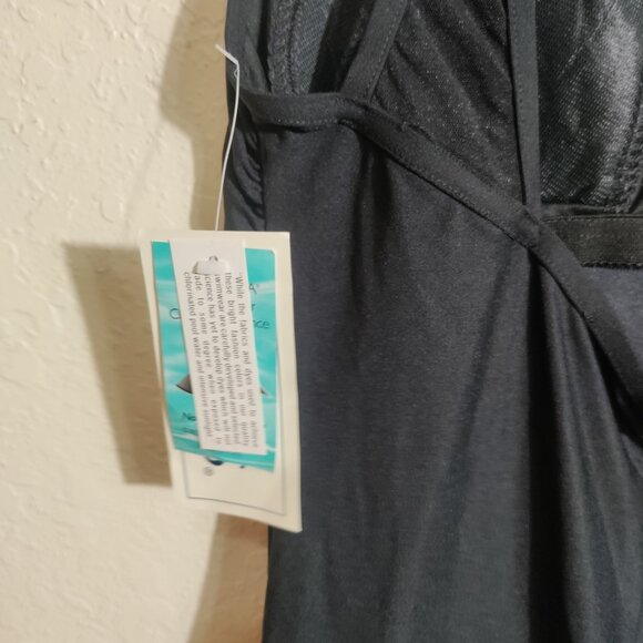 Vintage Basic Edition Black One Piece Swimsuit Size 17/18 New - Picture 5 of 9